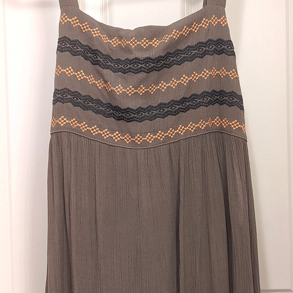 Umgee Taupe Maxi Dress w/ Back and Side Cutouts - Picture 2 of 4